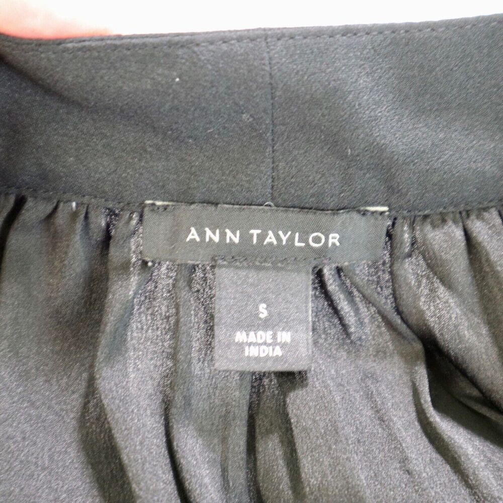 Ann Taylor Size S Cold Shoulder Ruffle Blouse Split Tie V Neck Black - Picture 10 of 11